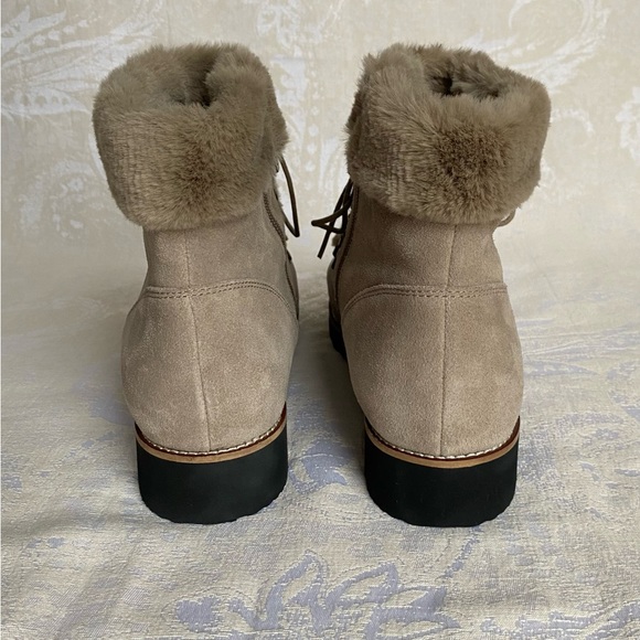 Blondo Rachael Waterproof Boots 9 - Picture 6 of 13